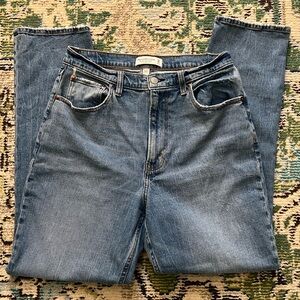 Abercrombie & Fitch The ‘90s Slim Straight Ultra High Rise Jeans